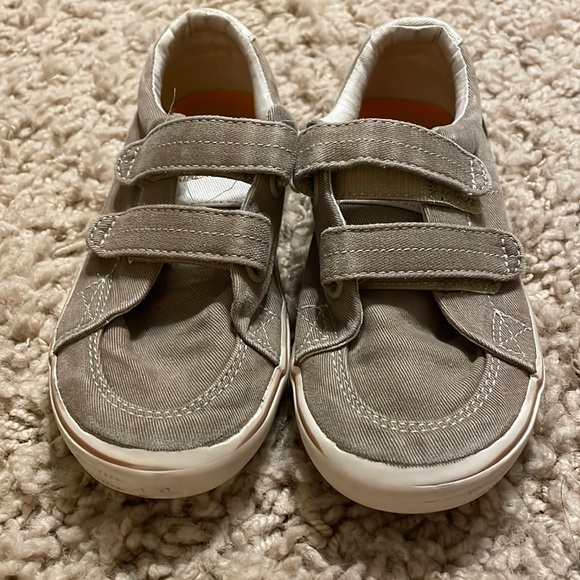 Boys Sperry’s - Picture 1 of 7